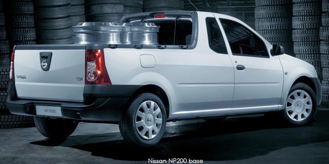 Surf4Cars_New_Cars_Nissan NP200 16i safety pack (aircon)_2.jpg
